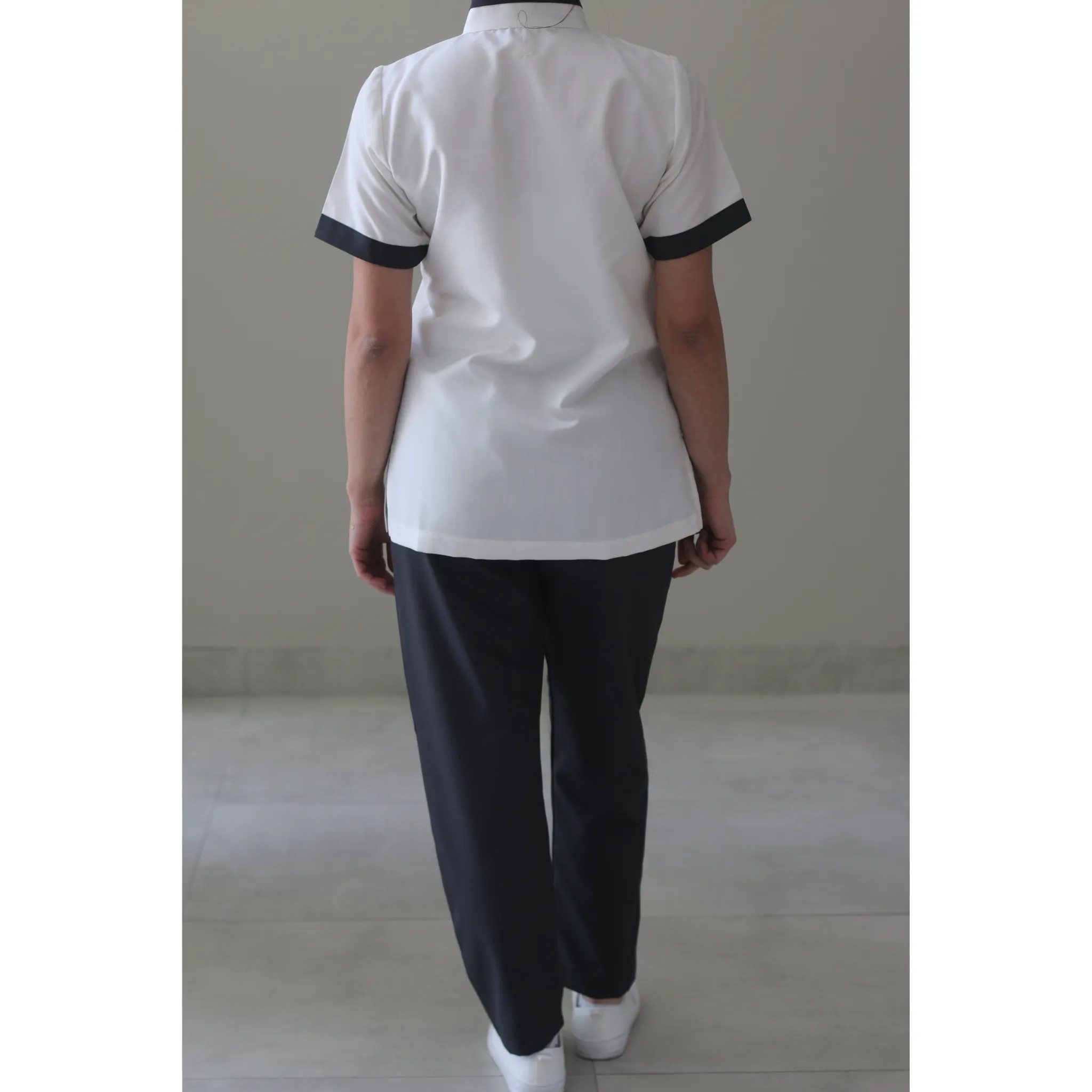Simple Chic | the Summer Crew | Offwhite.Grey